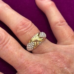 Designer LAGOS Sterling Silver 18k Embrace "X" Ring
Size 7